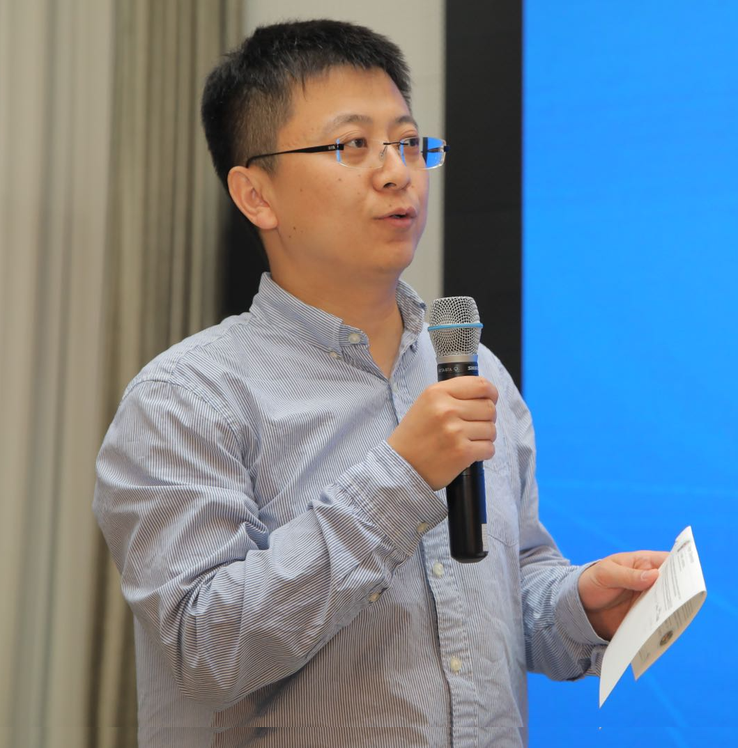 Zhenyu Li (李振宇)
